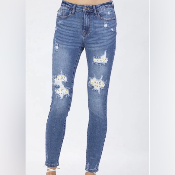 Judy Blue Denim - Judy Blue Women’s Distressed High Rise, Lemon Patch Skinny Fit